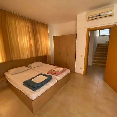 Beautiful Sun Village With Sea View Vakantiehuis